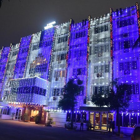 Hotel Vijaya Residency Anakāpalle Esterno foto