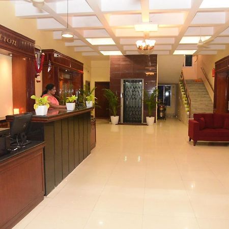 Hotel Vijaya Residency Anakāpalle Esterno foto